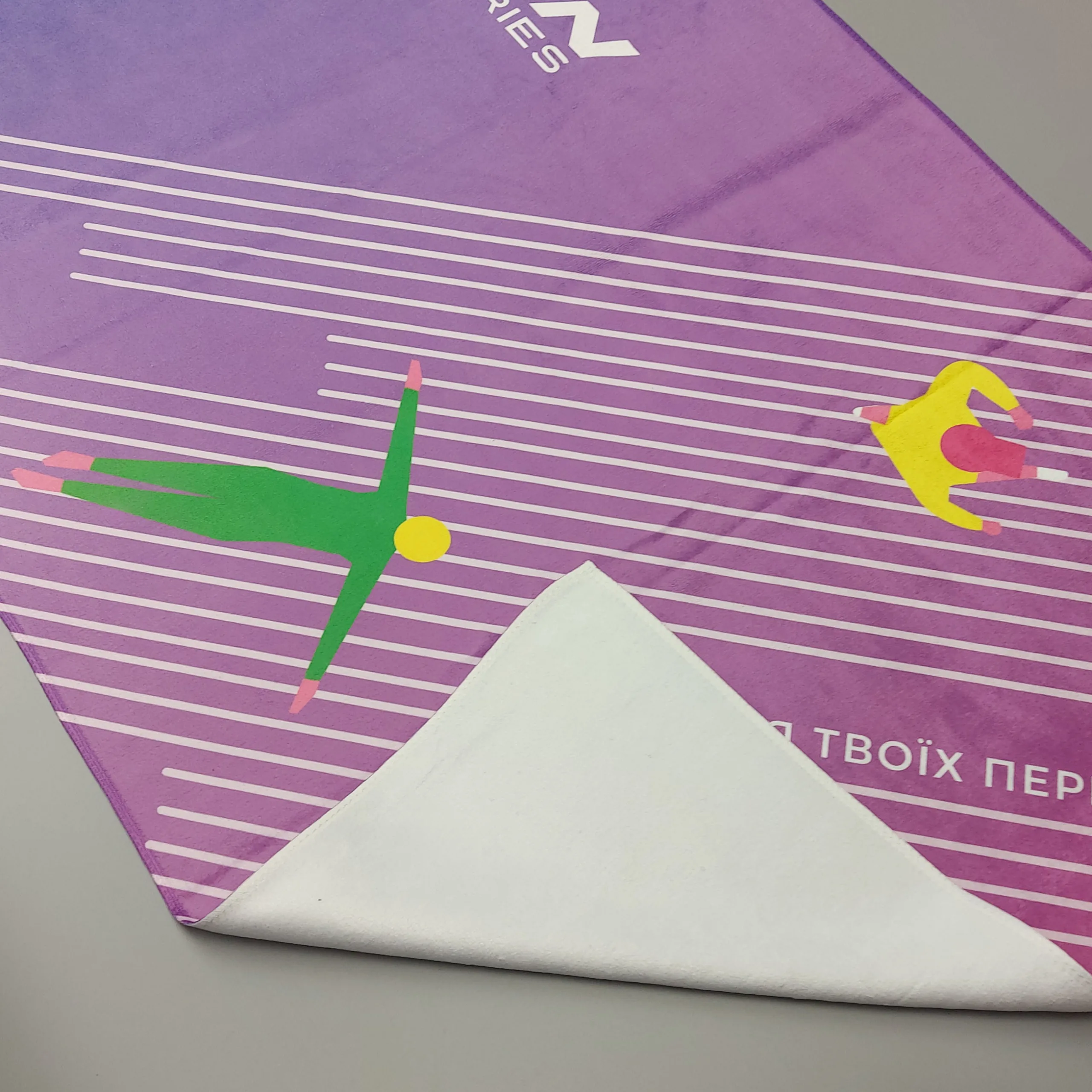 Рушник з мікрофібри з друком зображення на замовлення (логотипу) Рушник з мікрофібри з друком зображення на замовлення (логотипу)