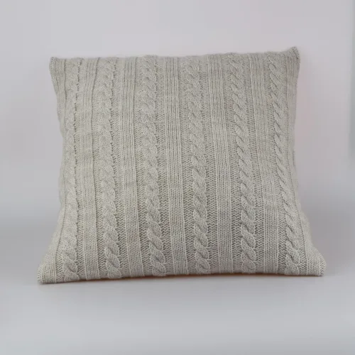 В'язані наволочки для подушок. Корпоративні подарунки