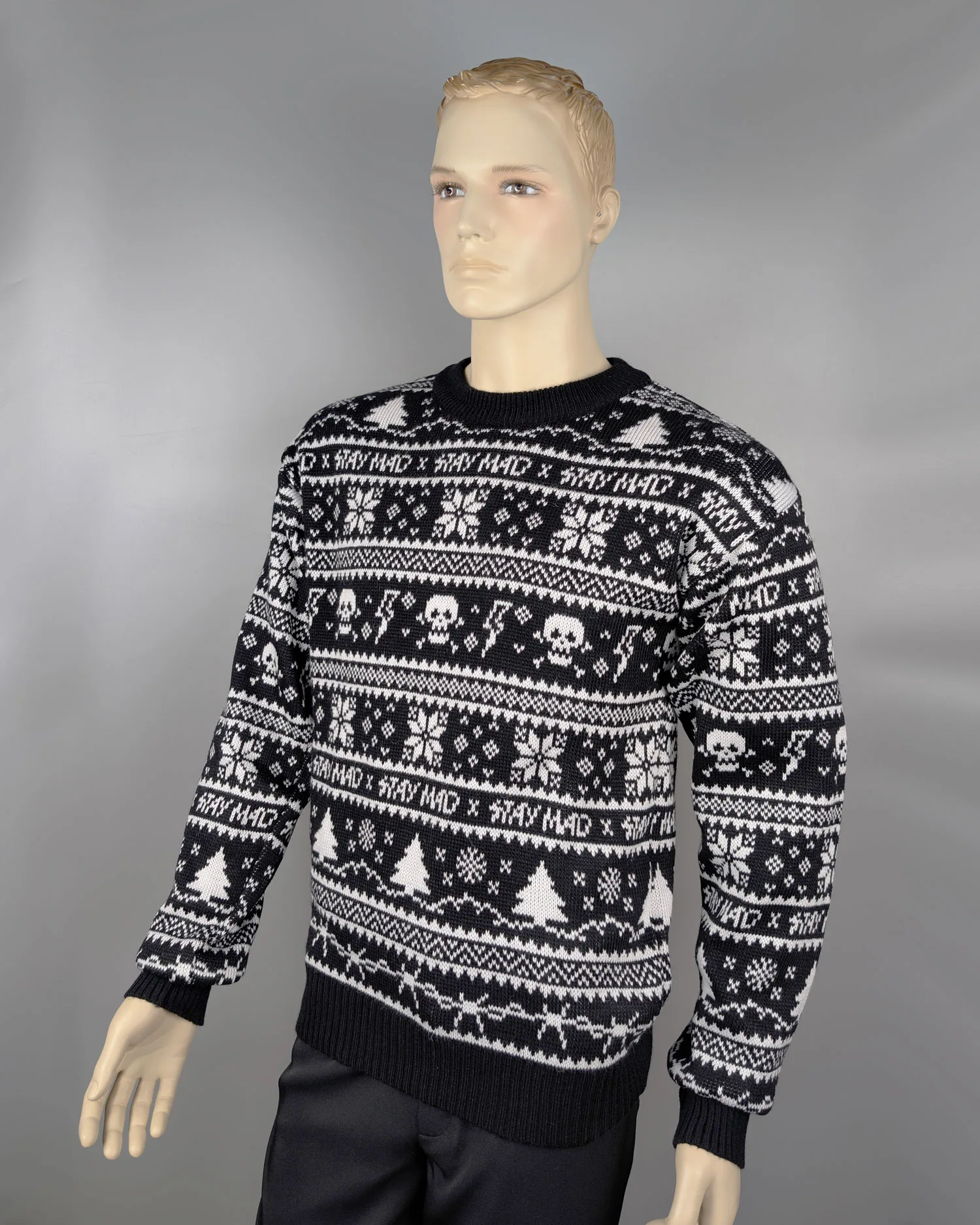 Оригінальні светри з нестандартним дизайном для корпоративів Оригінальні светри з нестандартним дизайном для корпоративів