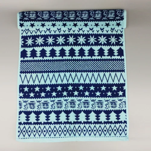 Виготовлення рушників з новорічним малюнком у структурі